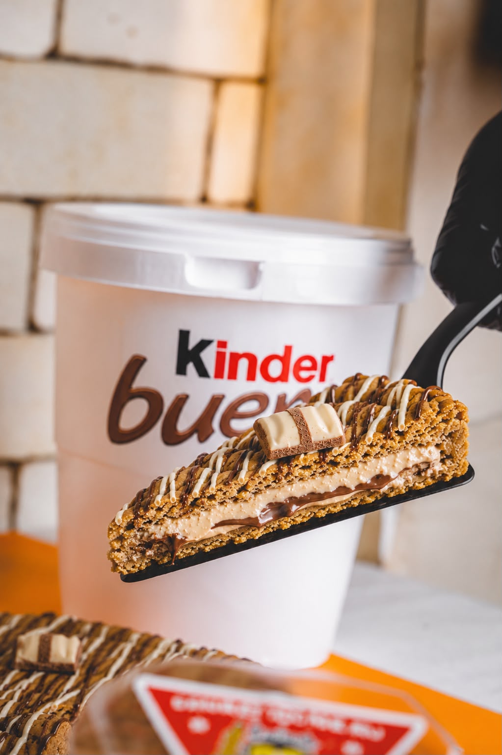 Fatia Torta Cookie Kinder Bueno